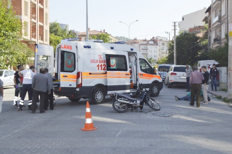 Tavşanlı’da Trafik Kazası: 2 Yaralı