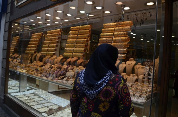 Türkiye’den Birleşik Arap Emirlikleri’ne 112 Milyon 100 Bin Dolarlık Altın