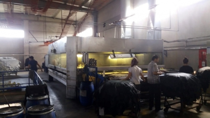 Derinin Tabakhaneden Mağazaya Zorlu Yolculuğu