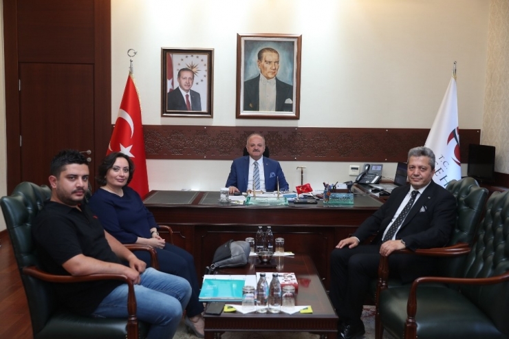 Vali Çakacak, Tütap Genel Başkanı Yıldız’ı Kabul Etti