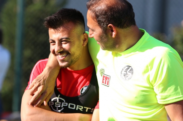 Eskişehirspor Genç Yıldızlarını Elinde Tutmak İstiyor