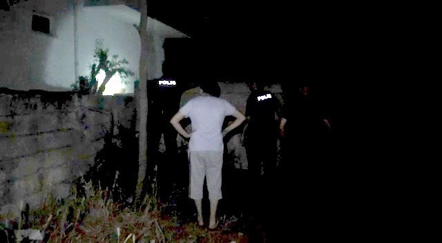 Şüpheliyi Kovalayan Polisler Akrobatlara Taş Çıkarttı