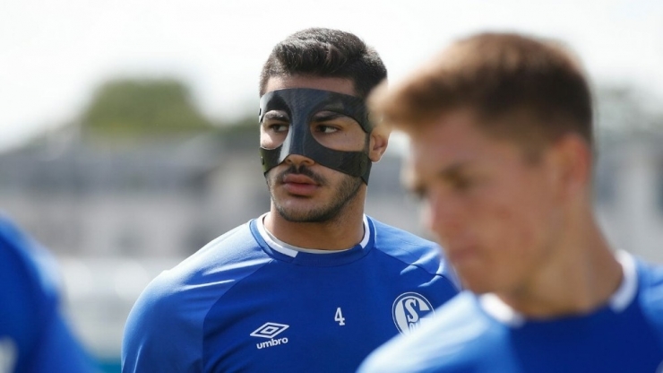 Schalke 04’e Yeni Transfer Olan Ozan Kabak Sakatlandı