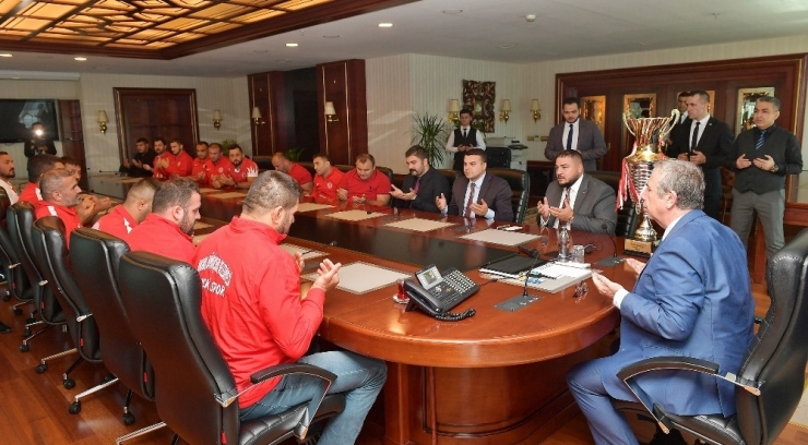 Aski Spor Kulübü Yağlı Güreşçileri Kırkpınar Yolcusu