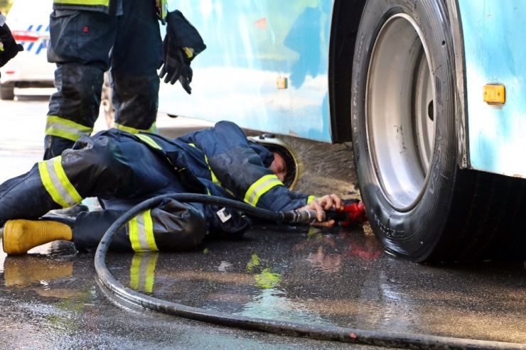 Fren Balataları Yanan Halk Otobüsünde Korku Dolu Anlar