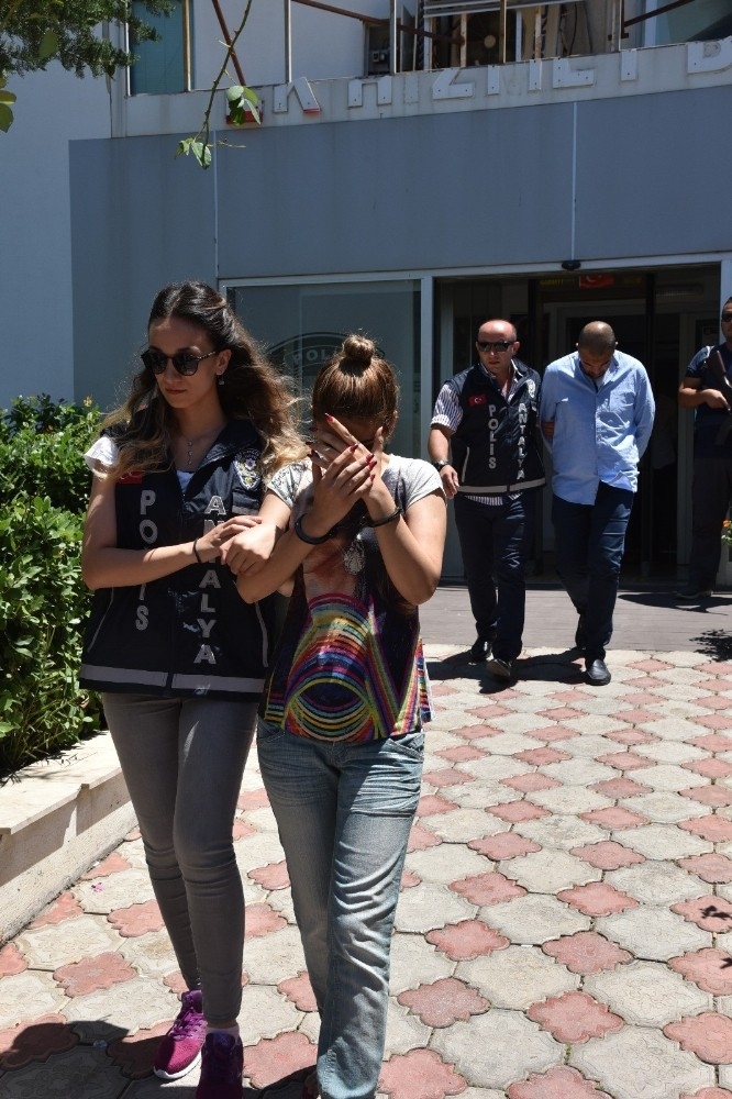 Tatilde Hırsızlık Yapan İran Uyruklu Şahıslar Yakalandı