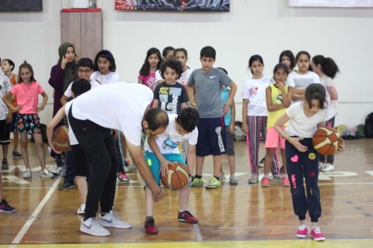 Diyarbakır’daki Yaz Okullarına Yoğun İlgi