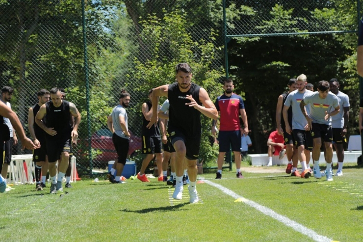 Yeni Malatyaspor’un Yeni Golcüsü Jahovic Geçen Sezonki Form Düşüklüğünün Nedenini Açıkladı
