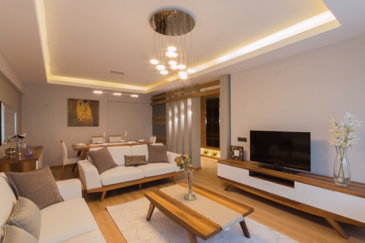 Haziranda Ege Bölgesinden 1 Milyar 426 Milyon Dolarlık İhracat