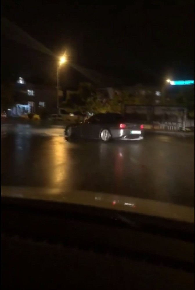 İstanbul’da Lüks Otomobillerle “Drift” Terörü