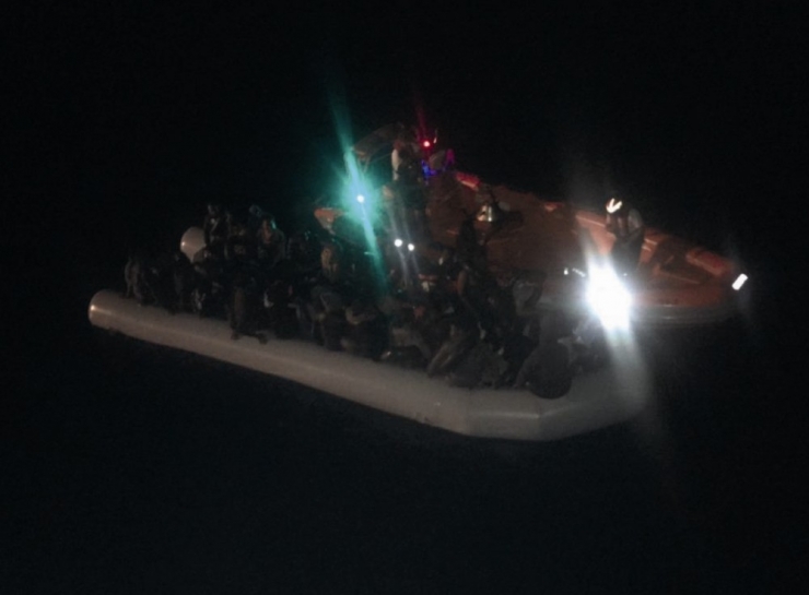 Otomobil İç Lastiği İle Umuda Yolculuk