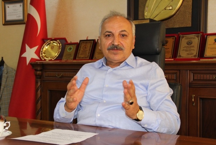 Dinçer’den Belediyelere: “Kent Merkezini Güzelleştirin. Yoksa Hepimiz Birden Batacağız”