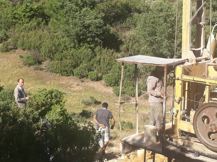 Şaphane’de Su Arama Çalışmaları