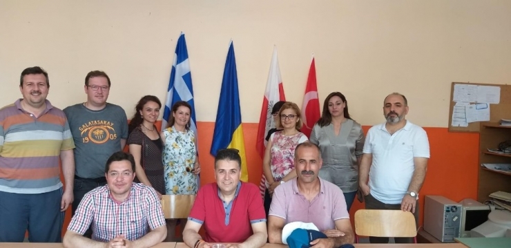 Sarar Kız Anadolu İmam Hatip Lisesinden Engelli Farkındalığı