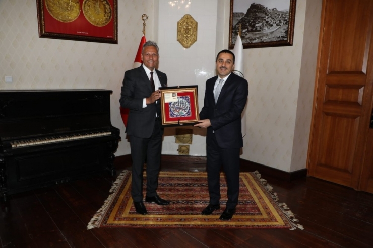 Vali Öksüz, Türsab Heyetini Ağırladı