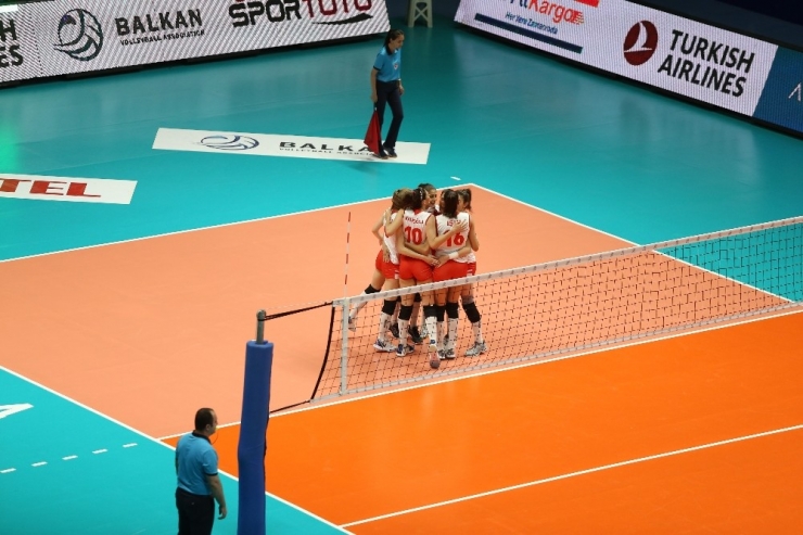 Filenin Sultanları, 19 Yaş Altı Kadınlar Balkan Şampiyonu