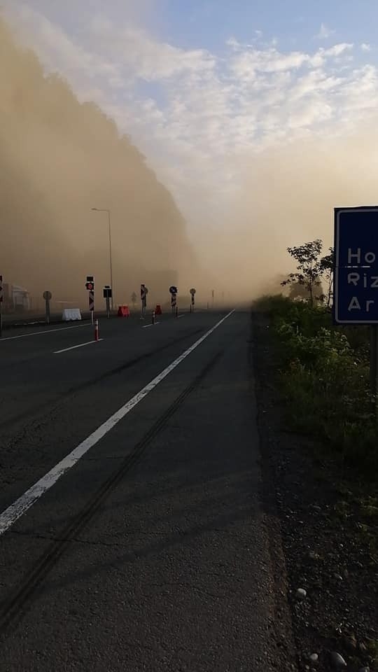 Karadeniz Sahil Yolu’nda Heyelan Meydana Geldi