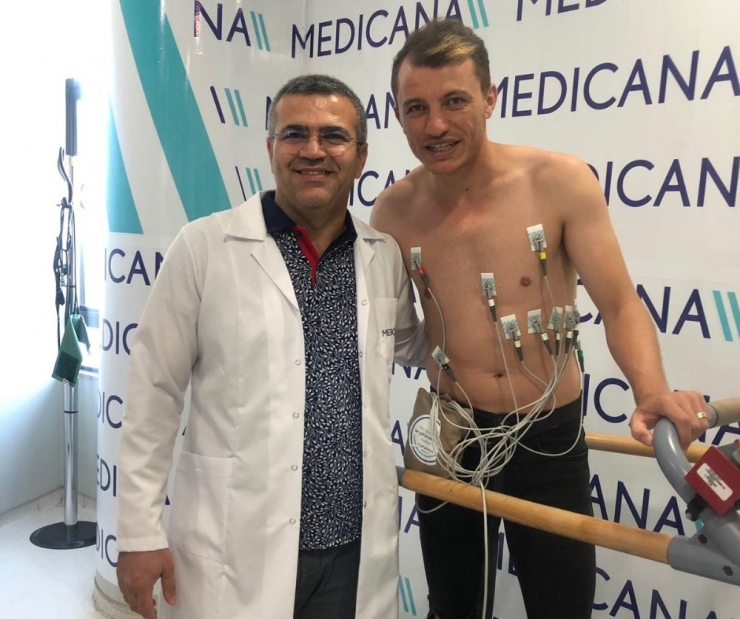 Sivasspor’da Kaptan Ziya, Sağlık Kontrolünden Geçti