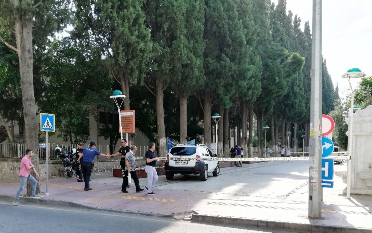 Askerlik Şubesi Yanında Şüpheli Çanta Paniği