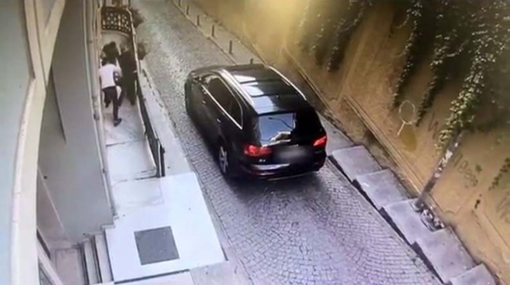 Beyoğlu’ndaki Tornavidalı Dehşetin Kamera Görüntüleri Ortaya Çıktı