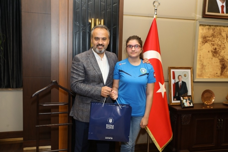 Spor Eğitimde Başarıya Engel Değil