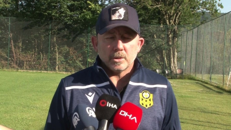 Sergen Yalçın: “Uefa Avrupa Ligi’nde Gruplara Kalabilirsek Bizim İçin Başarıdır”