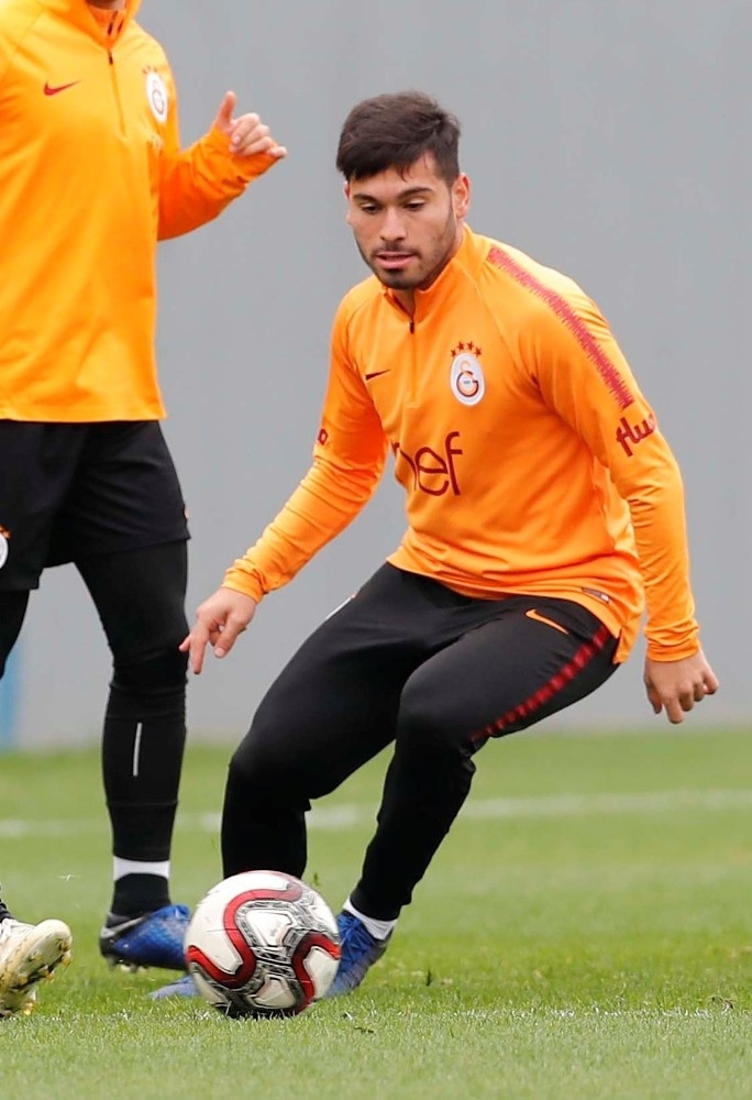 Galatasaray Recep Gül’ün Sözleşmesini Uzatıp, Westerlo’ya Kiraladı