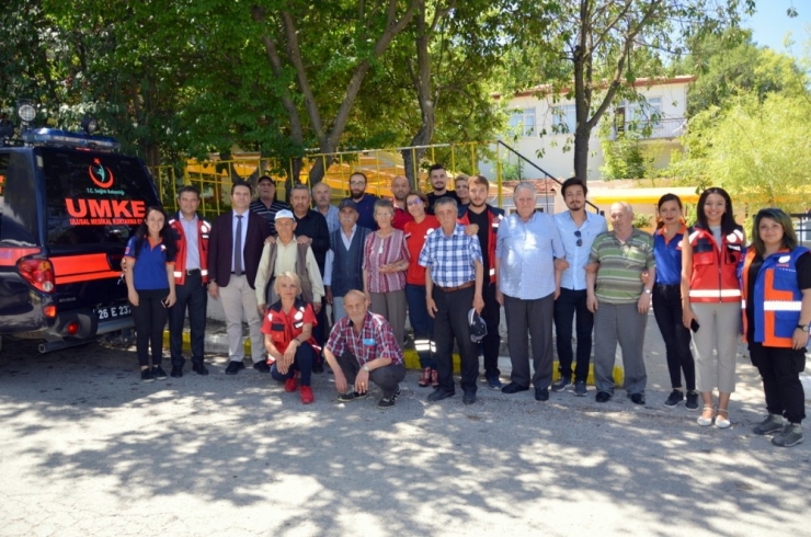 Umke Ekibi Huzurevi Sakinlerini Sağlık Taramasından Geçirdi