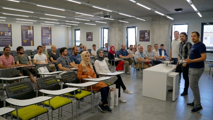 Kapadokya Üniversitesinden Meb Öğretmenlerine İha Pilotluğu Eğitimi