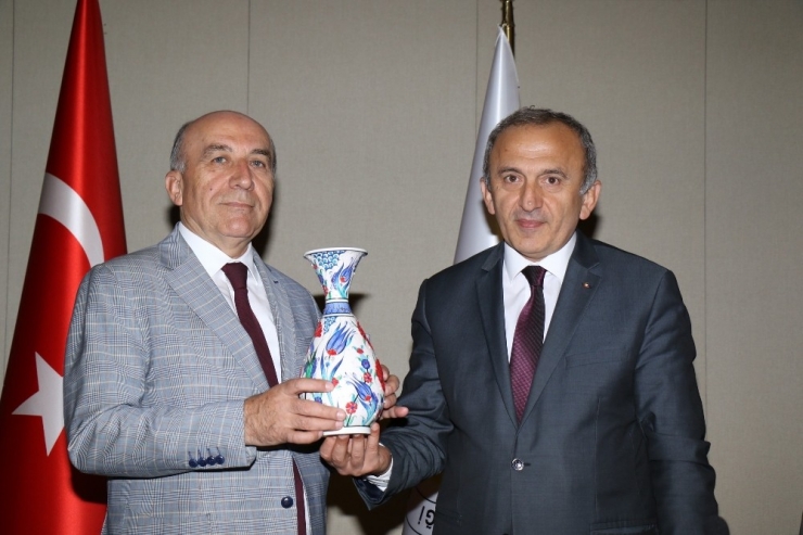 Manisa Tso Üyeleri Mke Yöneticileriyle Buluştu