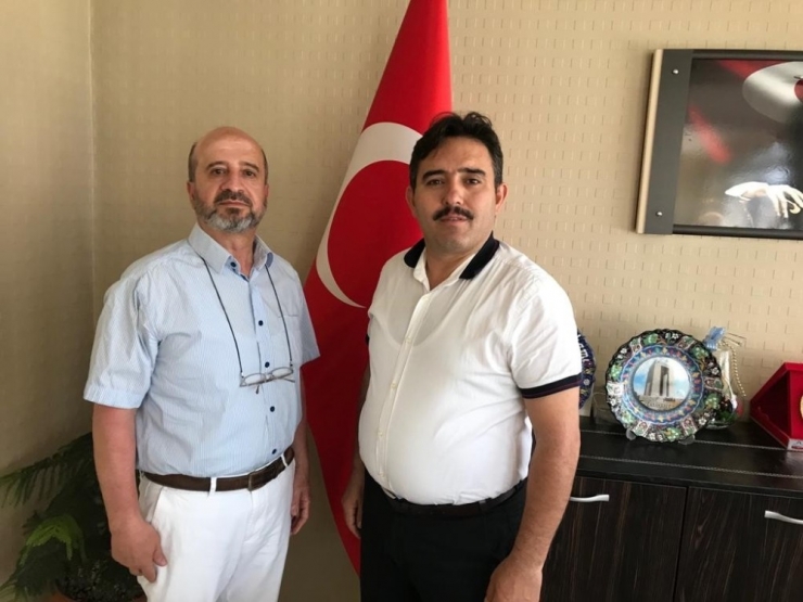 Masa Tenisi Afyon İl Temsilcisi Ak’tan Kaymakam Kaya’ya Ziyaret