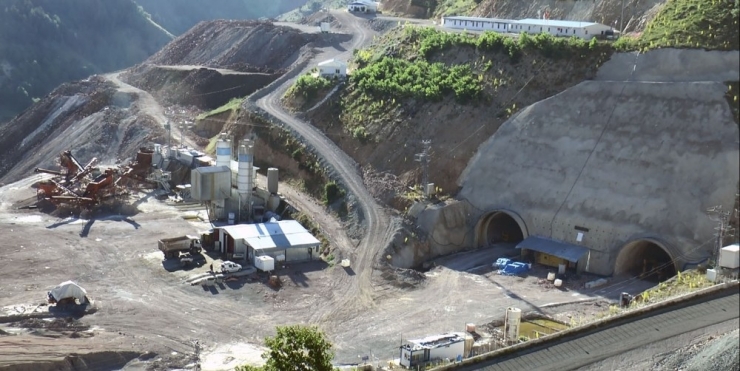 Türkiye’nin En Uzun 3. Tünelinde Kazı Çalışmaları Tamamlandı