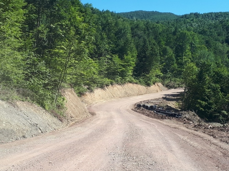 Geyve Kamışlı’da Heyelanın İzleri Siliniyor