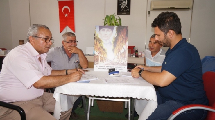 Sarıgöl Üzümü Dünyaca Ünlü Zincir Marketin Raflarına Giriyor