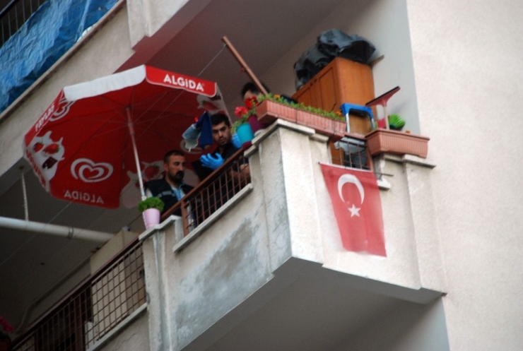 Balkondan Düşen Çocuk Öldü