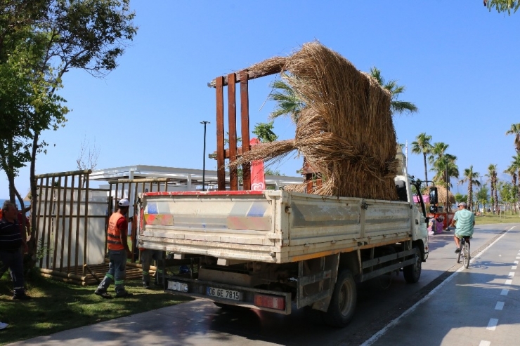 Konyaaltı Sahili’nde Halkın Kullanım Alanı İşgaline Müdahale