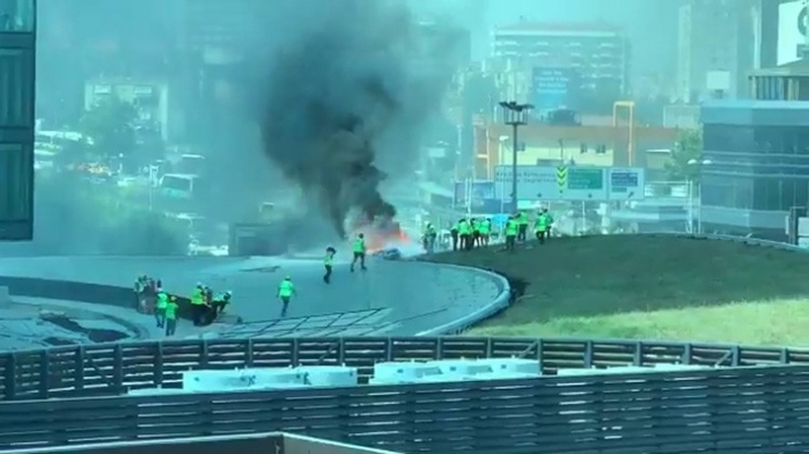 Beşiktaş’ta Rezidans İnşaatında Korkutan Yangın
