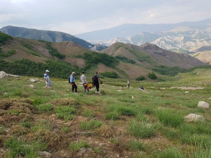Dağdan Yuvarlanan Şahsı Afad Ekipleri Kurtardı