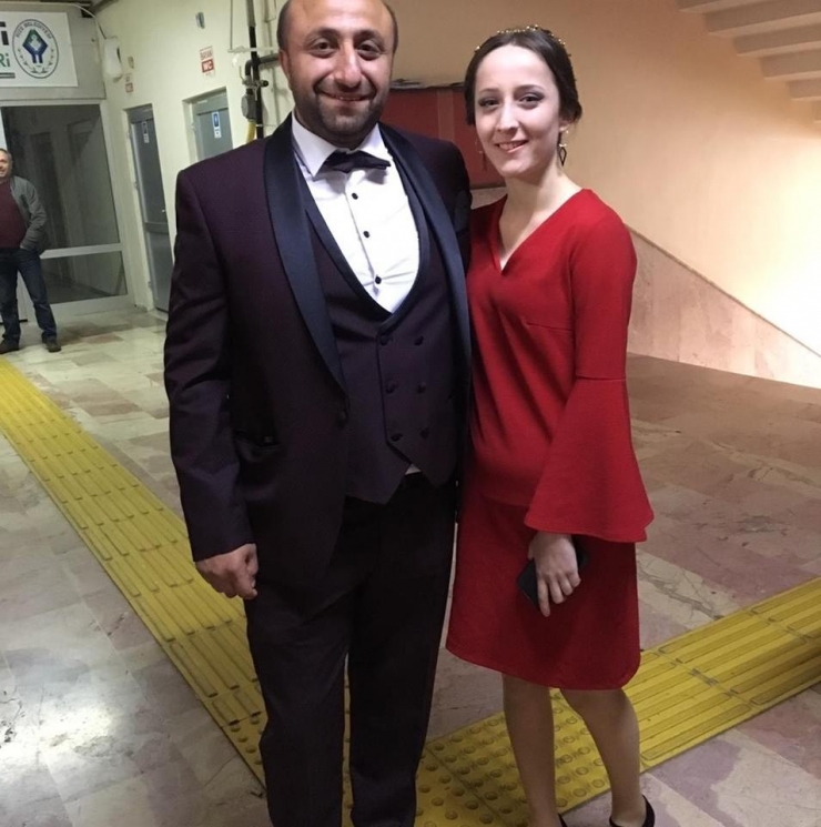 Elinden Cep Telefonunu Alan Eşine Kızıp Evini Terk Eden 2 Aylık Hamile Kadından 12 Gündür Haber Alınamıyor