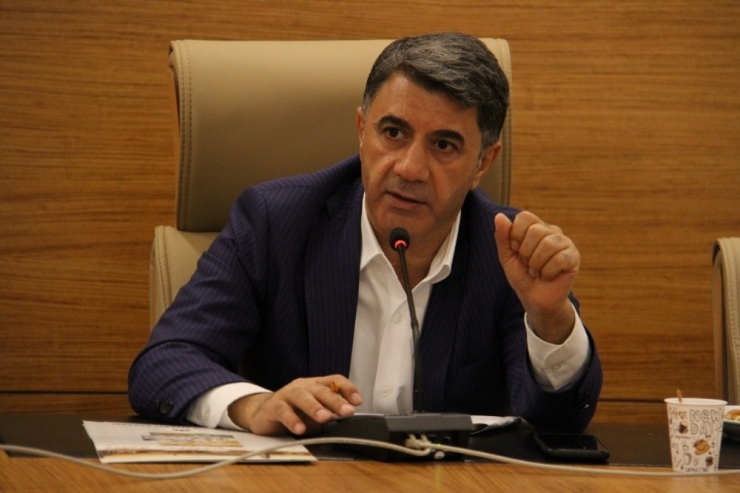 Diyarbakırlı İş Adamları Ve Turizmcilerden Ortak Çağrı: “Uçuş Seferleri Artırılmalı”