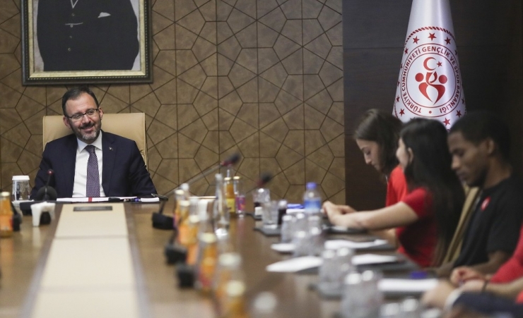 Bakan Kasapoğlu: “Amacımız Türkiye’nin Bir Spor Ülkesi Olması”