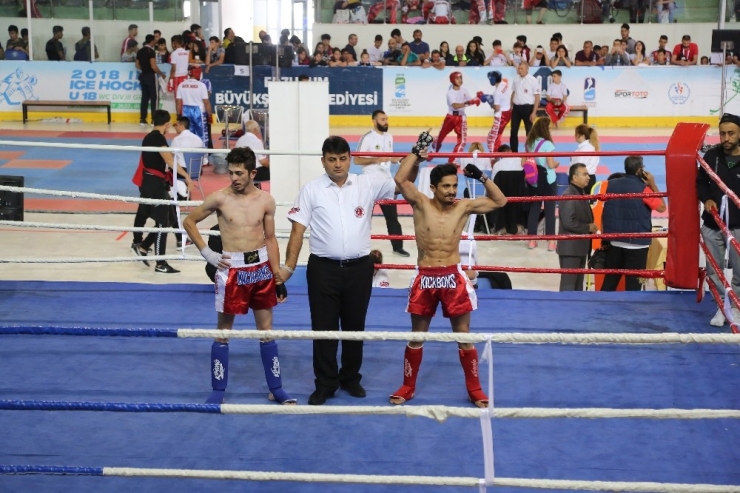 Haliliyeli Kick Bokscular Şampiyonaya Damga Vurdu