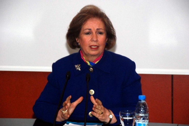 Işılay Saygın’ın Yoğun Bakımdaki Tedavisi Sürüyor