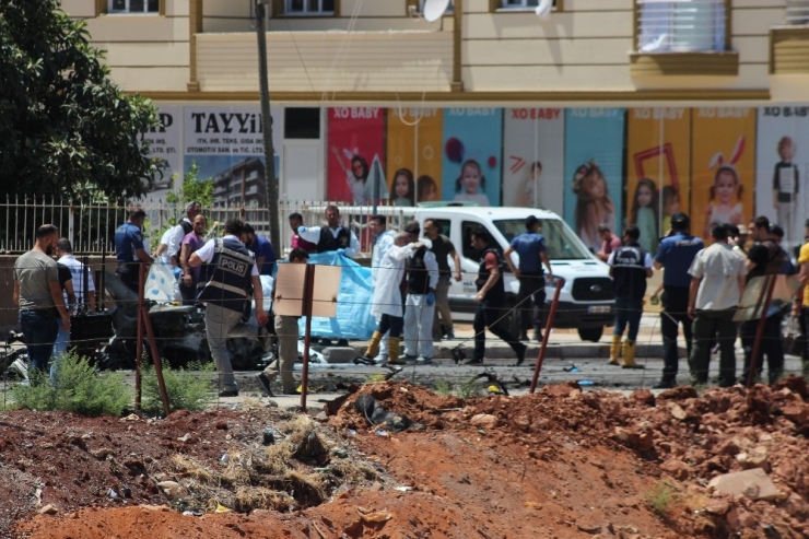 Reyhanlı’da 3 Kişinin Öldüğü Patlamanın Ardından İnceleme Sürüyor