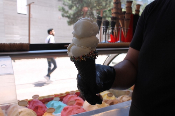 Dondurmacıların Sezonu Sarktı