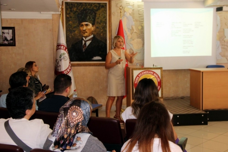 “Lavanta Yağı En İyi Sakinleştiricilerdendir”