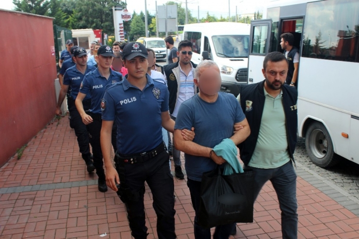 Fetö’nün Gizli Dershanelerinde Yakalanan 7 Kişi Adliyeye Sevk Edildi