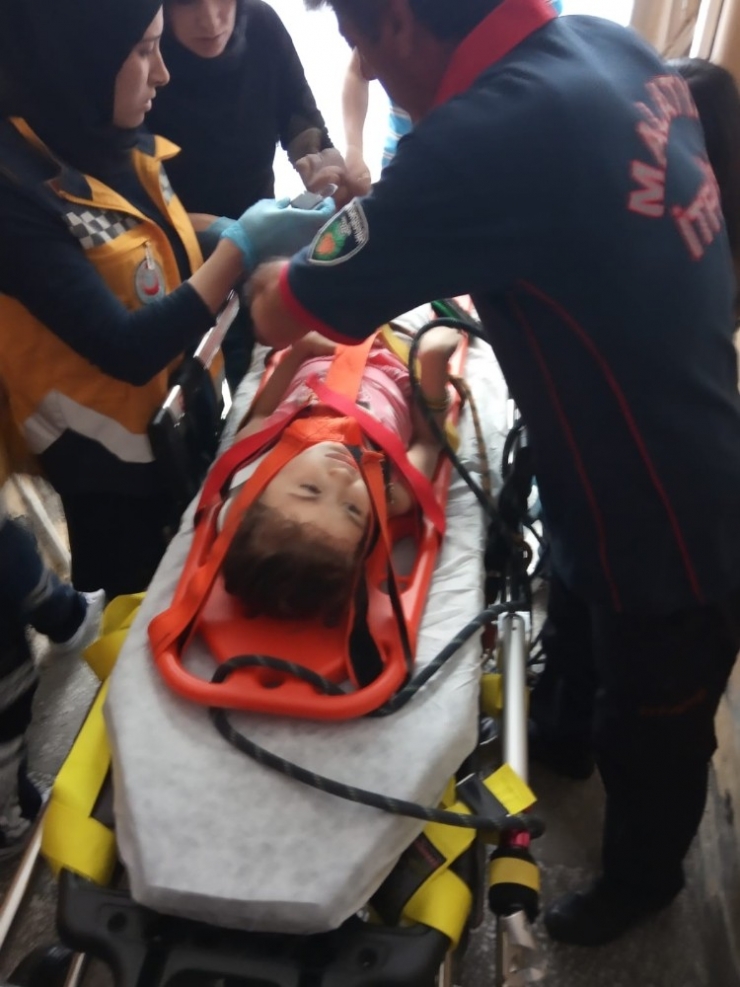 3. Kattan Havalandırma Boşluğuna Düşen Çocuk Yaralandı