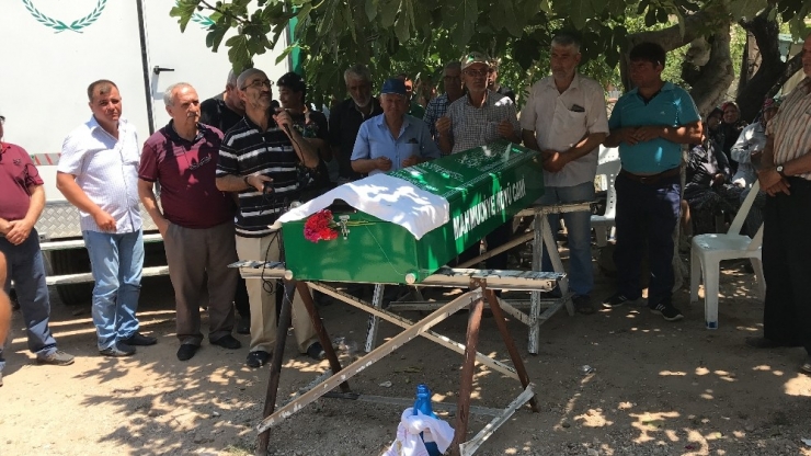 Eşinin Amcası Tarafından Öldürülen Genç Son Yolculuğuna Uğurlandı