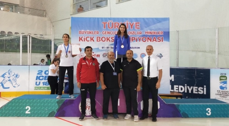 Kumsal Kayra Kutlu’dan Büyük Başarı